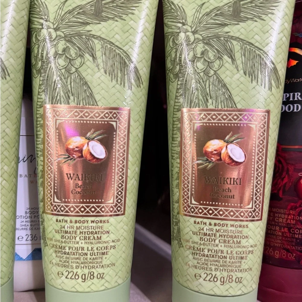 3 Bath & Body Works Waikiki Beach Coconut Cream - Green